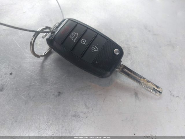 KNDPM3AC9L7693983 KIA Sportage Lx