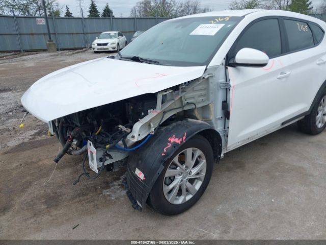 KM8J2CA47LU112028 Hyundai TUCSON SE