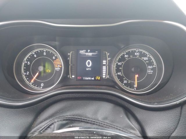 1C4PJLCB5KD149817 Jeep Cherokee Latitude Fwd