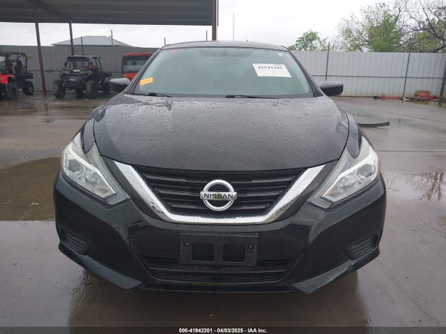 1N4AL3AP8HN351882 Nissan Altima 2.5 S
