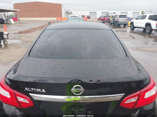 1N4AL3AP8HN351882 Nissan Altima 2.5 S