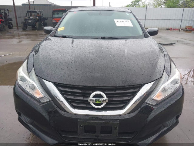 1N4AL3AP8HN351882 Nissan Altima 2.5 S