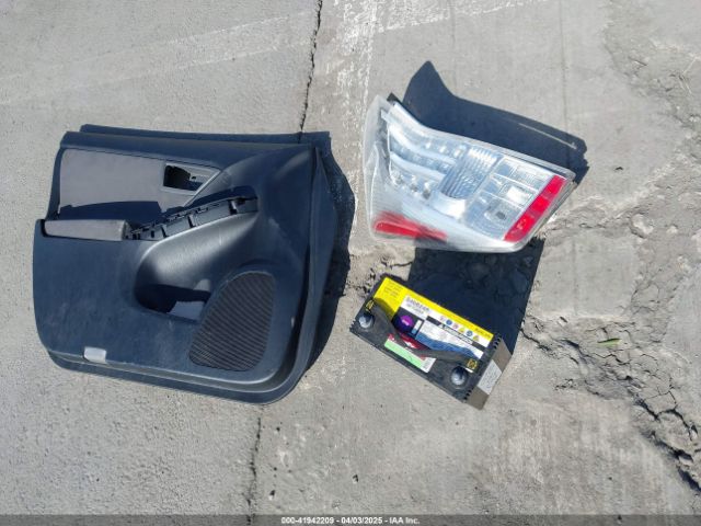 JTDKN3DU8F1875855 Toyota Prius Two