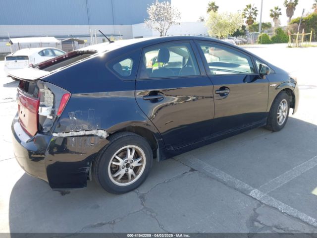 JTDKN3DU8F1875855 Toyota Prius Two