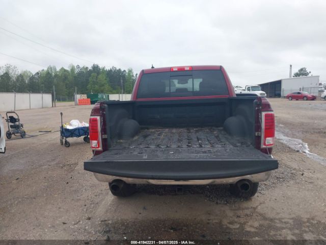1C6RR7NT6HS600618 RAM 1500 Laramie  4x4 5'7 Box