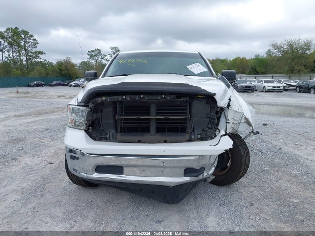 1C6RR6GG7JS303941 RAM 1500 Slt  4x2 6'4 Box