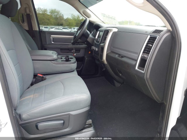 1C6RR6GG7JS303941 RAM 1500 Slt  4x2 6'4 Box