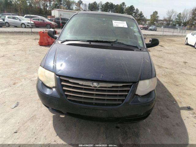 2005 CHRYSLER TOWN & COUNTRY 2C4GP44R35R401758 Photo 5