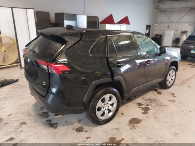 2T3F1RFV4MC186031 Toyota RAV4 LE