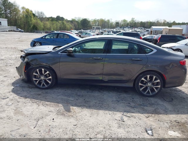 1C3CCCCG9FN686747 Chrysler 2015