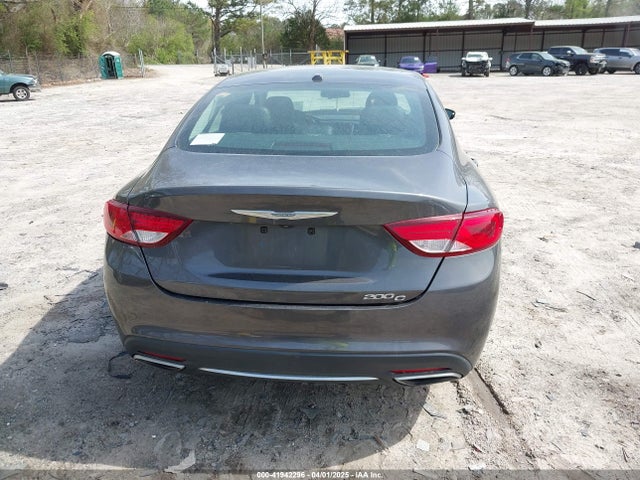 1C3CCCCG9FN686747 Chrysler 2015