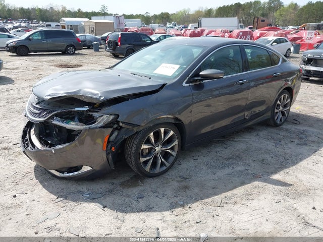 1C3CCCCG9FN686747 Chrysler 2015