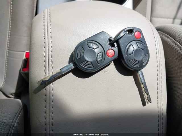 1FMCU0GX7FUA22322 Ford ESCAPE SE