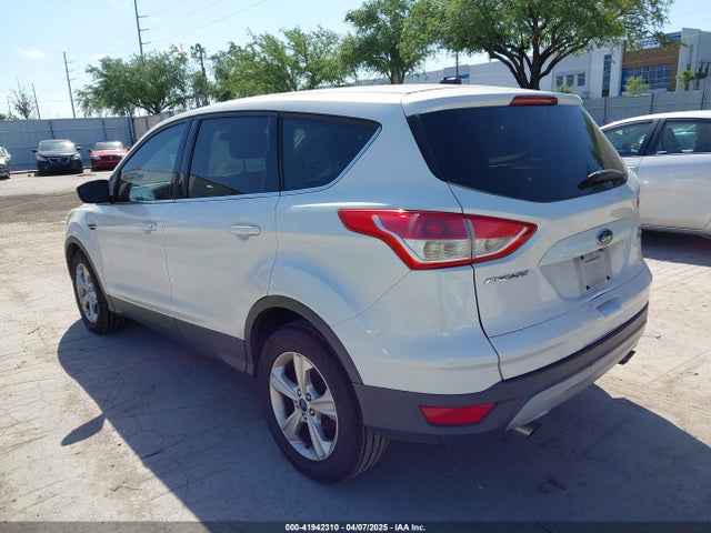 1FMCU0GX7FUA22322 Ford ESCAPE SE