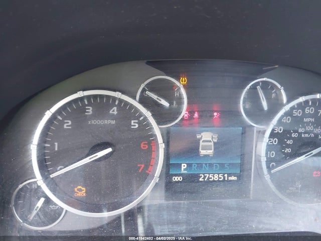 5TFUW5F1XEX351784 Toyota Tundra Sr5 5.7l V8