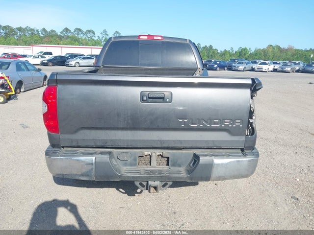 5TFUW5F1XEX351784 Toyota Tundra Sr5 5.7l V8