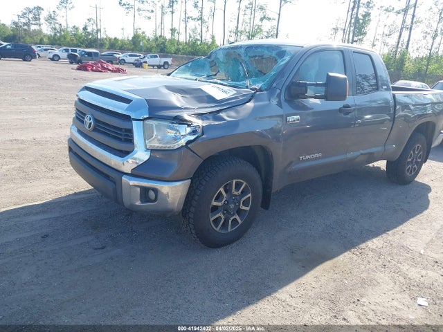 5TFUW5F1XEX351784 Toyota Tundra Sr5 5.7l V8