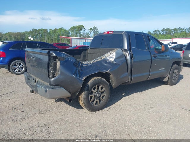 5TFUW5F1XEX351784 Toyota Tundra Sr5 5.7l V8
