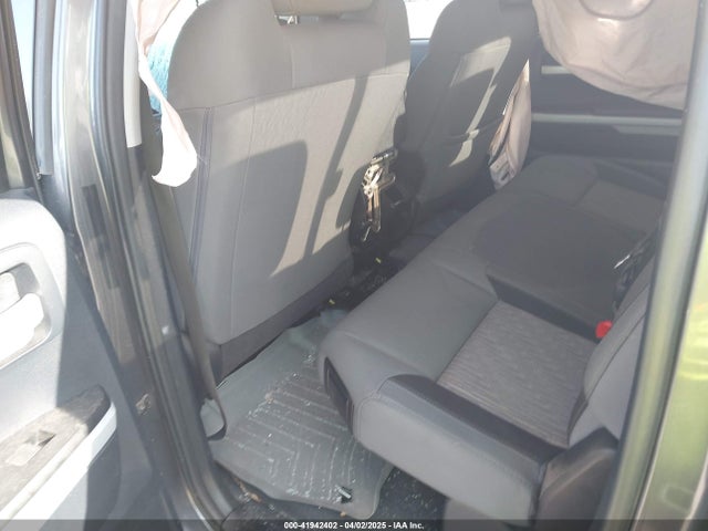 5TFUW5F1XEX351784 Toyota Tundra Sr5 5.7l V8