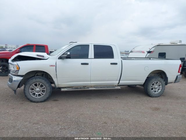 3C6UR5HJ9KG676972 RAM 2500 Tradesman  4x4 8' Box