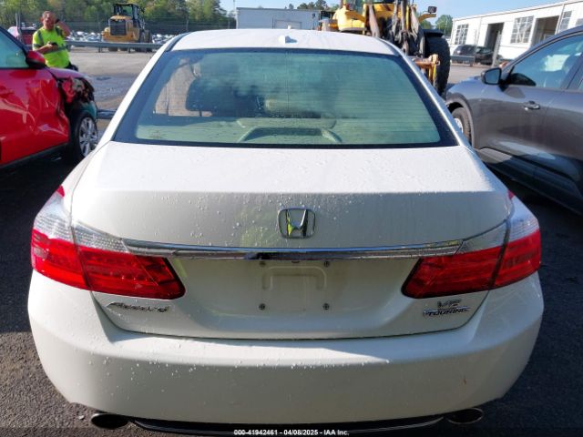 1HGCR3F90EA013084 Honda Accord Touring