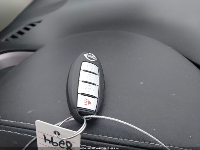 5N1AZ2MJ2KN159192 Nissan MURANO SV
