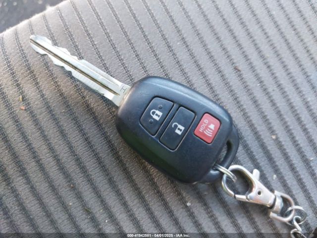 2T3RFREV3FW320304 Toyota Rav4 Xle