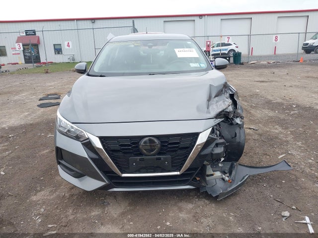 3N1AB8CV8NY208969 Nissan Sentra Sv Xtronic Cvt