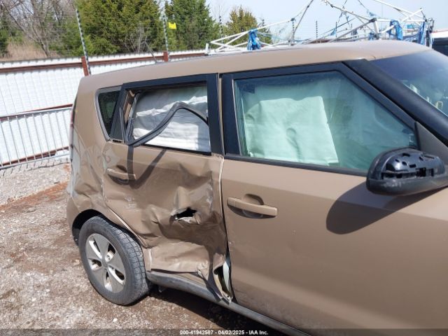 KNDJN2A21F7177612 KIA Soul