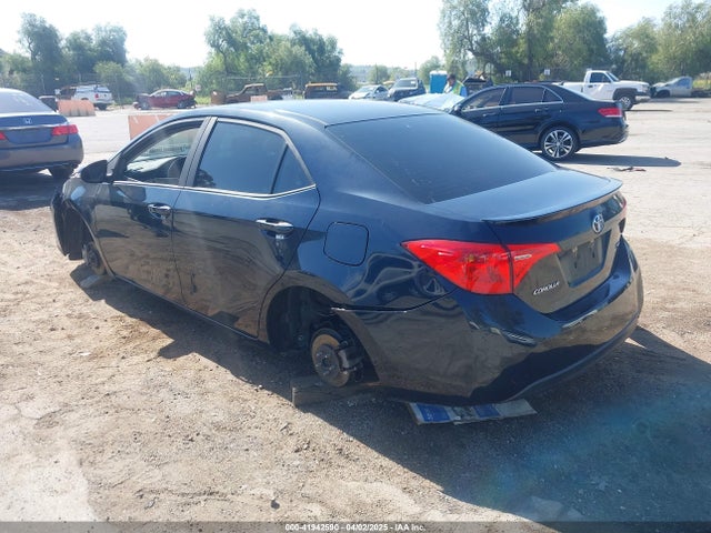 Toyota COROLLA SE 2017 5YFBURHE6HP726464 Image 3