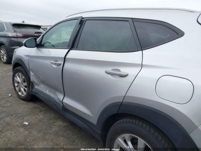 KM8J33A49KU921624 Hyundai Tucson Value