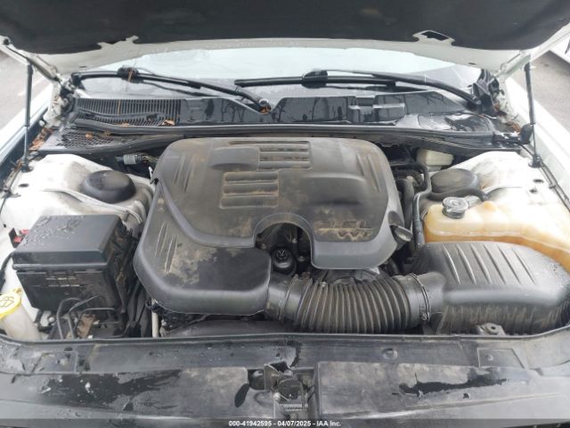 2C3CDYAG5EH258498 Dodge Challenger Sxt