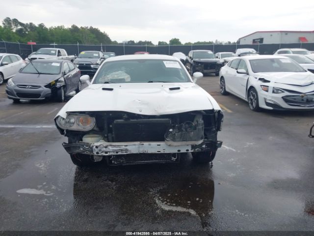 2C3CDYAG5EH258498 Dodge Challenger Sxt