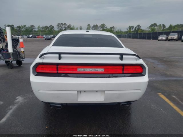 2C3CDYAG5EH258498 Dodge Challenger Sxt