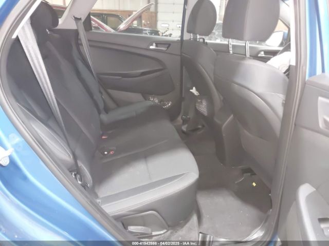 KM8J2CA44LU239822 Hyundai TUCSON SE