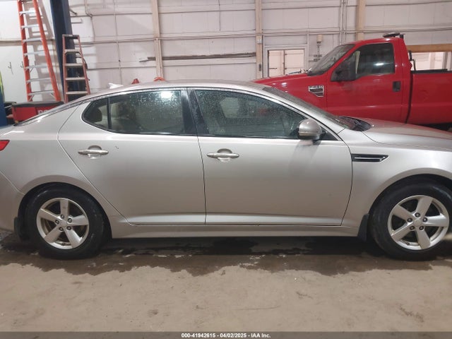 KNAGM4A7XF5557951 KIA Optima Lx