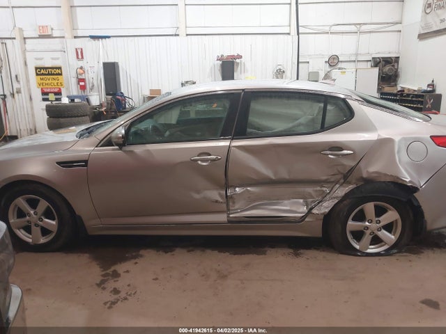 KNAGM4A7XF5557951 KIA Optima Lx
