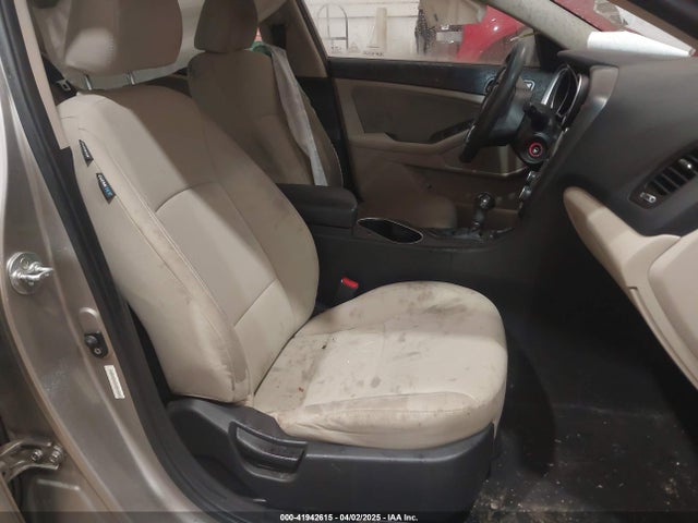 KNAGM4A7XF5557951 KIA Optima Lx