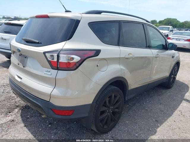 1FMCU0GD3JUD26472 Ford ESCAPE SE