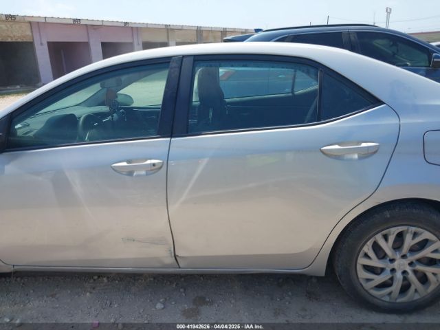 2T1BURHE1JC986244 Toyota COROLLA LE