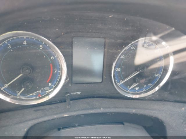 2T1BURHE1JC986244 Toyota COROLLA LE