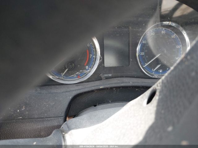 2T1BURHE1JC986244 Toyota COROLLA LE