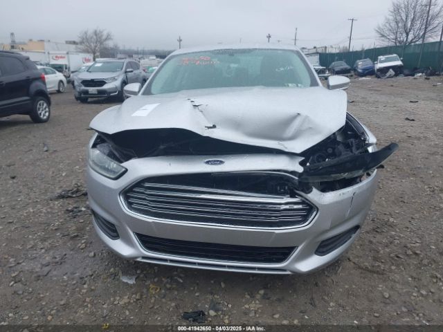 3FA6P0H72FR148978 Ford FUSION SE