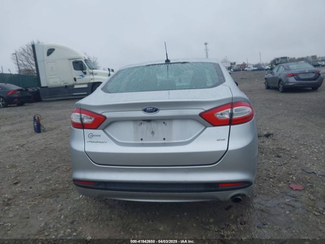 3FA6P0H72FR148978 Ford FUSION SE