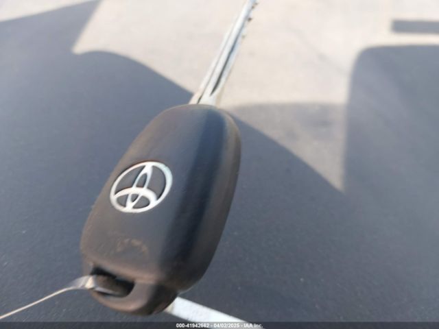 5YFBURHE3HP627021 Toyota COROLLA LE