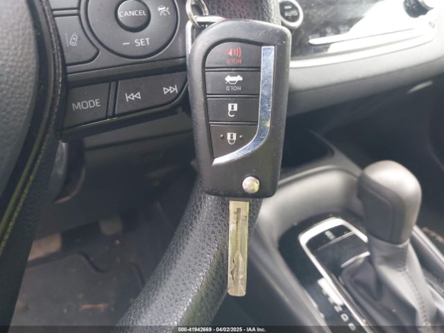 JTDEPMAE8MJ162896 Toyota COROLLA LE
