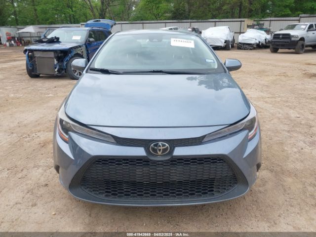 JTDEPMAE8MJ162896 Toyota COROLLA LE