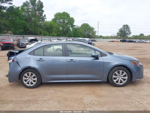 JTDEPMAE8MJ162896 Toyota COROLLA LE