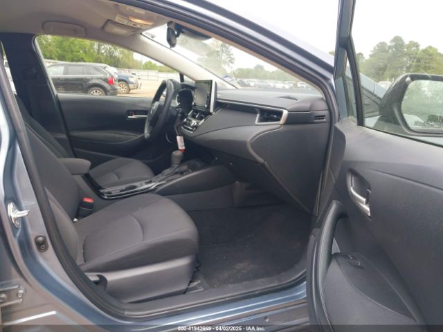JTDEPMAE8MJ162896 Toyota COROLLA LE