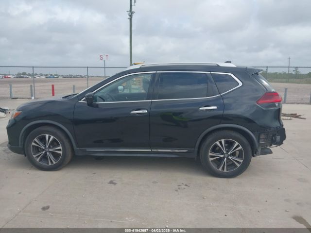 JN8AT2MT2JW459982 Nissan Rogue Sl